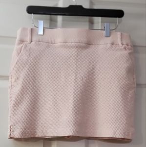 NWOT Attyre New York Pale Pink Go Anywhere 14" Active Skorts Size 10